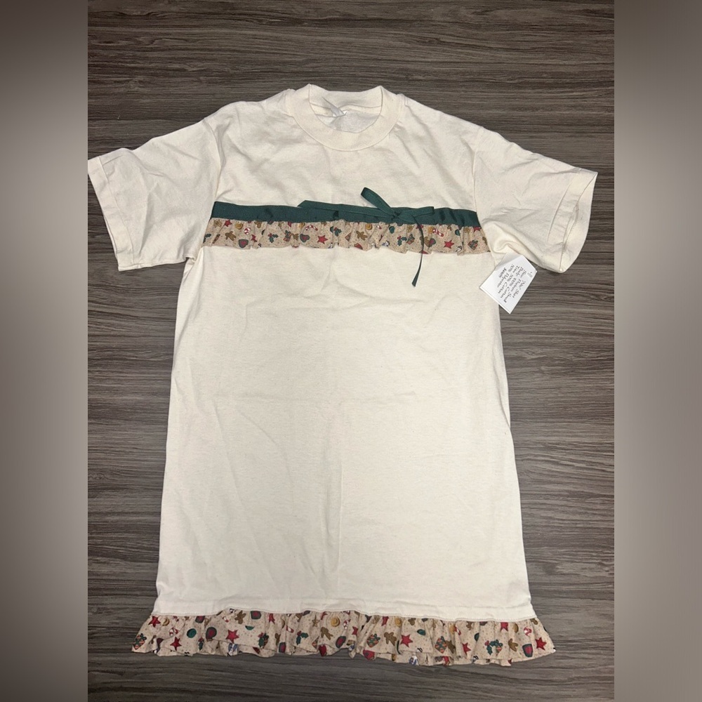 Vintage Christmas Shirt with Ruffles Size Small